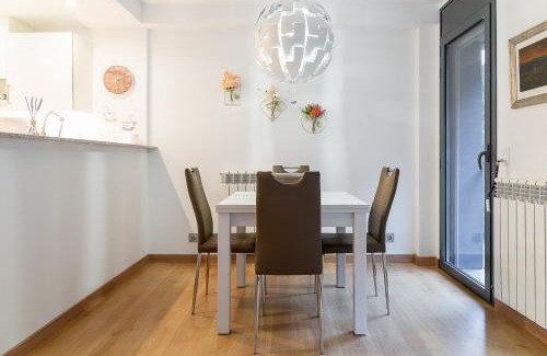 Ransol Apartment | AndBnB I Refugio sobre el Río, Esquí y Parking gratis