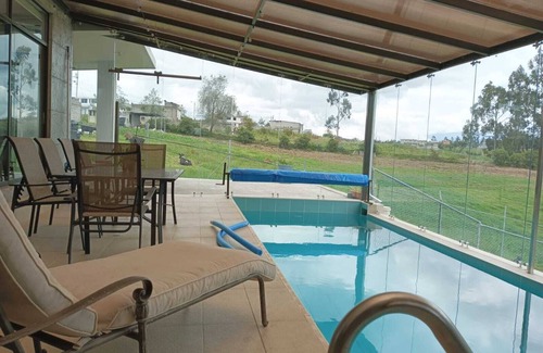 Latacunga House | Andes mountain retreat. 10 minutes from colonial Latacunga. Pet-Friendly!