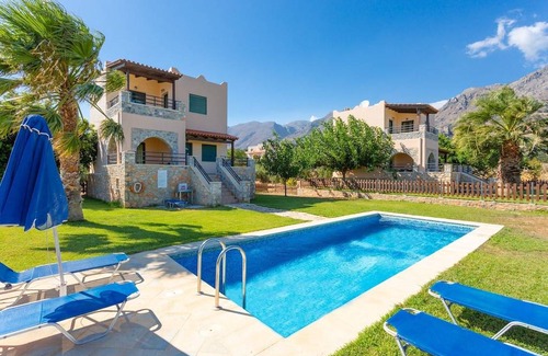 Fragkokastello Villa | Andreas Beach Villa: Large Private Pool, Walk to Beach, Sea Views, A/C, WiFi