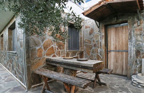 Agios Kirykos House | Andromeda House - Captain Ikaros