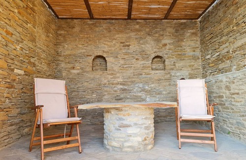 Megas Yialos-Nites House | Andros Serenity-Adults Only-Sea view-pool/jacuzzi stone residence