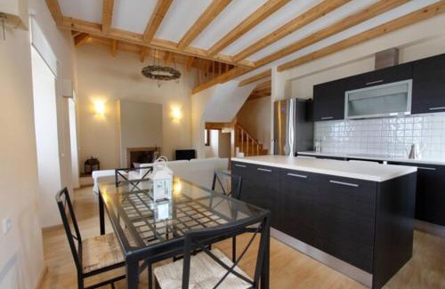 Gaios Apartment | Anelina Paxos Residences (Anezina’s apartment)