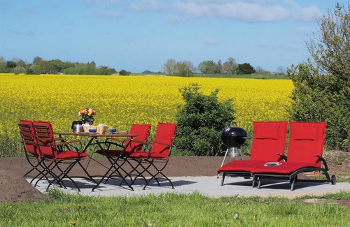 Osterdeich Apartment | Anemaleen vacation apartment in Galmsbüll for up to 4 people