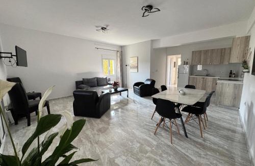 Samos Apartment | Anemomilos