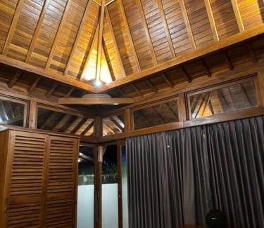 Pemaron Villa | Anggika Joglo Villa