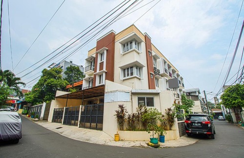 Gandaria-selatan House | Anggrek Residence
