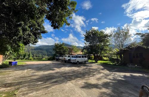 Chom Thong House | Angha forest view บ้านกลางนา