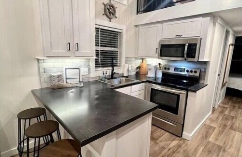 Springville House | Angler Cottage at KY Lake