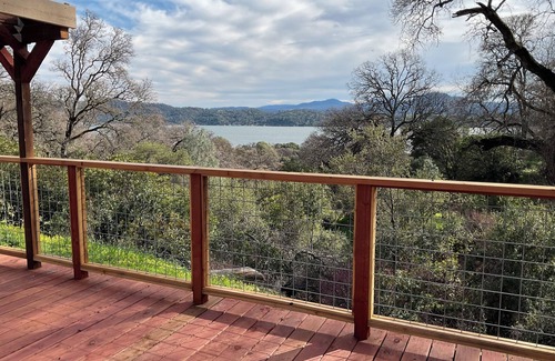 Clear Lake House | Angler’s Retreat n2-bedroom house in charming Clearlake Oaks with WiFi, AC