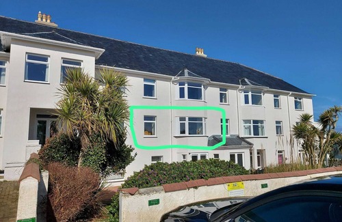 Trearddur Bay Apartment | ANGLESEY, Treaddur Bay, King Arthur Suite 6 bed apartment ideal for family hols.
