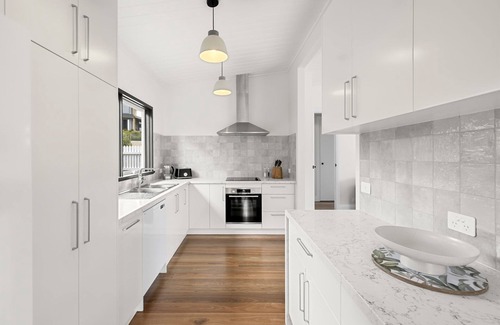 Anglesea House | Anglewoods Summary: A