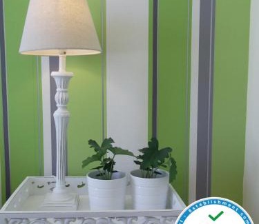 Lisbon Old Town Apartment | Angola Top Floor 6 Bedrooms
