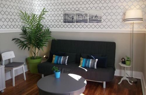 Lisbon Old Town Apartment | Angola Top Floor 6 Bedrooms