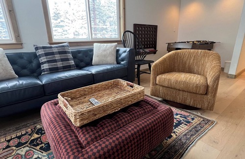 South Lake Tahoe House | Angora Highlands Updated Home, close to Fallen Leaf Lake, quiet location!