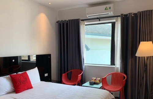 Long Bien Hotel | Anh Hong Hostel