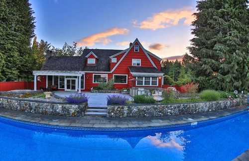 Olympia House | Animal Sanctuary, Horses, Pool, Spa, Small Weddings