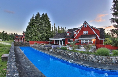 Olympia House | Animal Sanctuary, Horses, Pool, Spa, Small Weddings