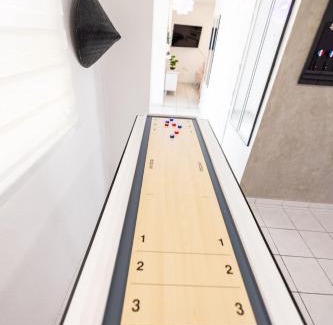 San Ildefonso House | Anime Escape with Private Jacuzzi & Themed Rooms