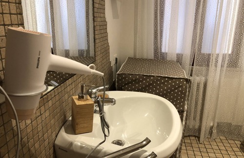 Ancona Apartment | Ankon Apartments: Palazzo Mazzini Home-Suite