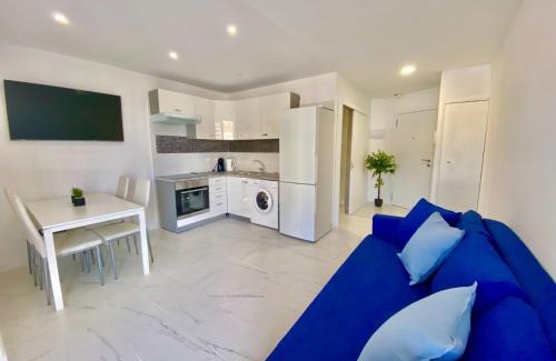 Los Cristianos Apartment | ANNA beautiful apartment in the first Oceanline in Los Cristianos.