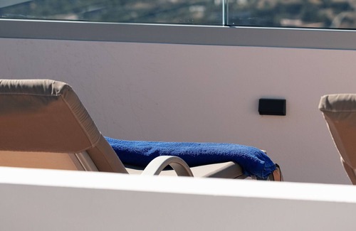 Mirthios Apartment | AnnaView Top Floor Suite No19 with amazing Seaview