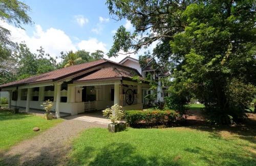 Kalagedihena House | Anncyl1857