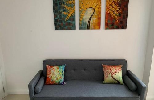 Beddington South Apartment | Annex D. One Bedroom flat in south London