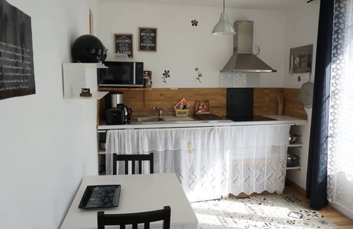 Bedarieux (ornac) Apartment | Annexe -apart n°4 studio. 2 persons with bed 140 x 190