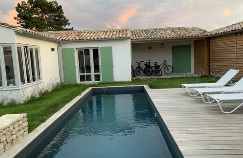 Loix House | Annexe Privative Avec Piscine et Jardin sur L'ile de Re