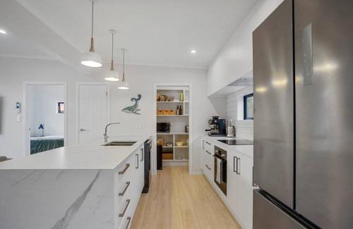 Waihi Beach House | Another on Leo