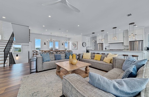 Gulf Shores House | Another Round by GSVR | Beachfront w/Pool & Elevator | Free Activities/Golf