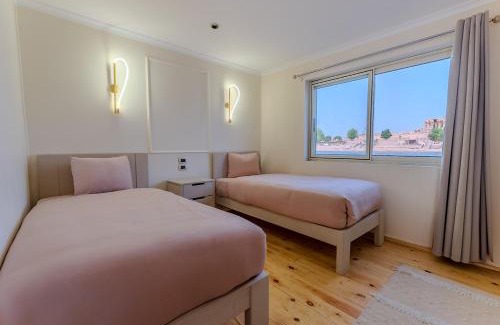 Luxor Boat Rental | Anoush Dahabiya 7 nights from Luxor to Luxor each Monday