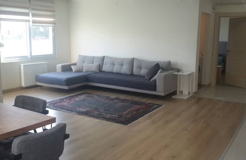 Liman Mahallesi Apartment | Antalya/konyaaltı. liman mh. kiralık daire 1+1 bahce katı
