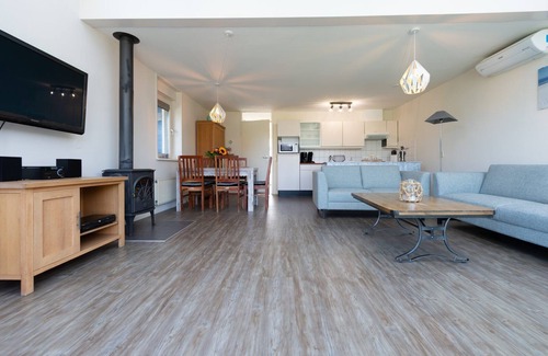 Hoofdplaat House | Antibes 258 - Kustpark Village Scaldia - Detached holiday home directly at the lake with spacious garden