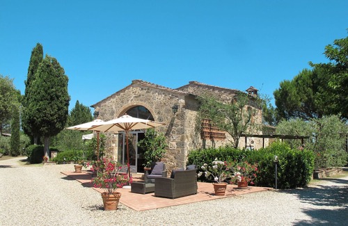 Poggiarello House | Antico Borgo San Lorenzo by Interhome