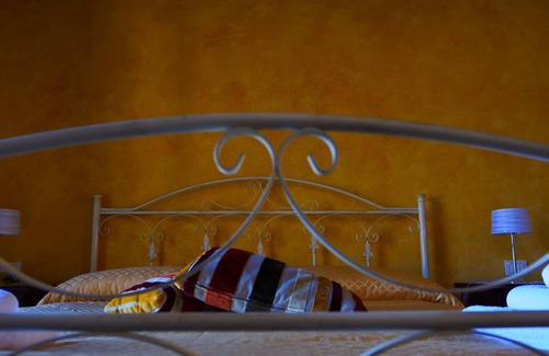 Longi House | Antico Borgo San Francesco