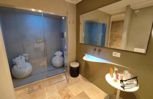 Polignano a Mare Bed & Breakfast | Antico Mondo Rooms & Suites