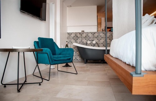 Polignano a Mare Bed & Breakfast | Antico Mondo Rooms & Suites