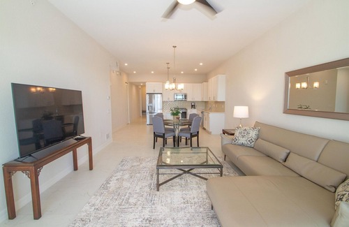 Naples Condo | Antilles Getaway Minutes from Marco Island