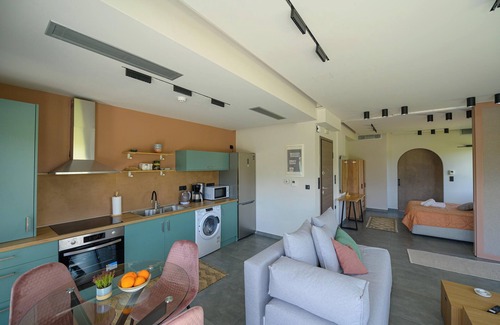 Andritsaina-Krestena Villa | Antinea Olympian Villa East studio