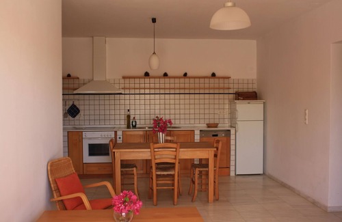 Skafidia Apartment | Antique Olympia & long sandy beaches are within easy reach at your door. WIRELESS INTERNET ACCESS
