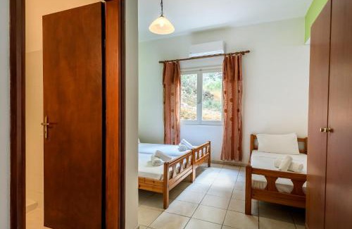 Sfinari Apartment | Antonis Studio