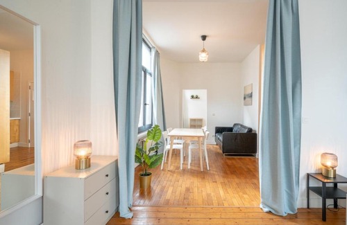 University District Apartment | Antwerp Authentic City Center Apartments