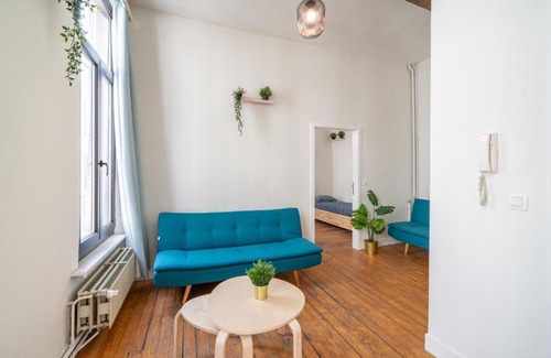 University District Apartment | Antwerp Authentic City Center Apartments