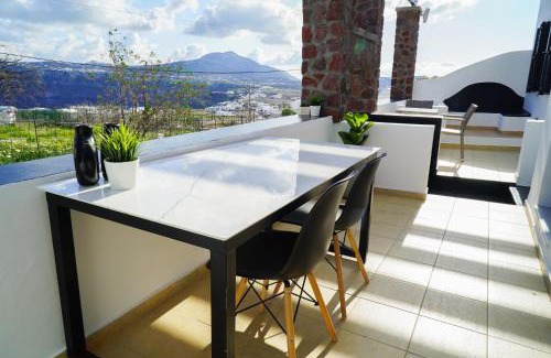 Akrotiri Bed & Breakfast | Anya Suites Santorini