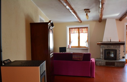 Aosta Cottage | Aosta: ACCOMMODATION EVENDY AOSTA HILL PANORAMIC VIEW