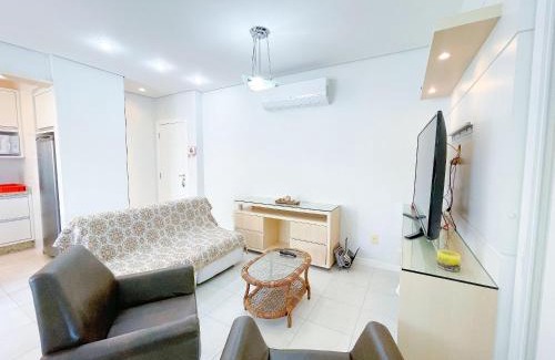 Canasvieiras Apartment | Apê A/C, Wi-Fi e Elevador | 500m Canasvieiras
