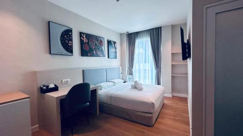 The Strand Hotel | AP Concept Hotel