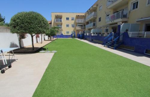 Sant Jaume d'Enveja Apartment | Ap ELS PINS, ideal para tus vacaciones cerca del mar, wifi gratuito, aire acondicionado , piscina comunitaria, se admiten mascotas, playa para perros - ES-184-68
