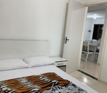 Garanhuns Apartment | AP Família térreo 2 quartos